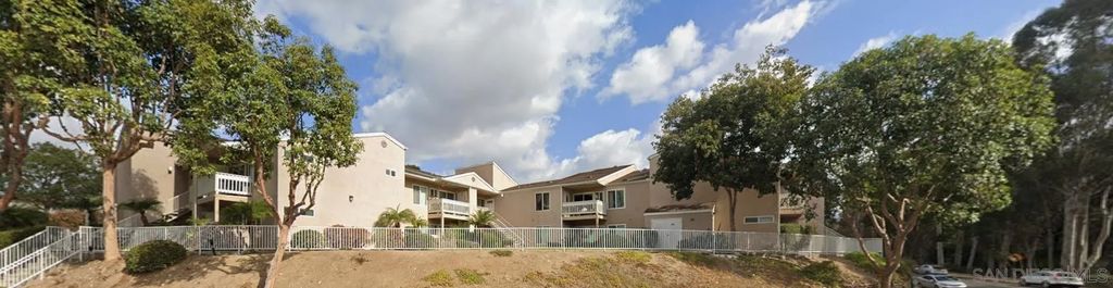 Photo of 10006 Maya Linda Rd #5203 B - ROOM FOR RE, San Diego, CA 92126 (MLS # 250044942)