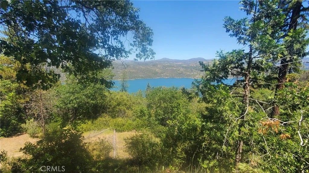Photo of 74 Lakeview Ridge, Oroville, CA 95966 (MLS # OR26150382)