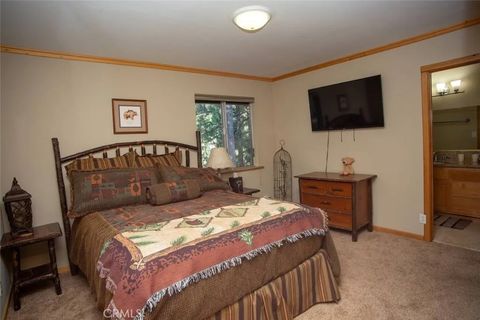 Tiny photo for 1100 Johnny Way, Big Bear Lake, CA 92314 (MLS # OC25245497)
