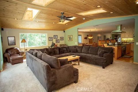 Tiny photo for 1100 Johnny Way, Big Bear Lake, CA 92314 (MLS # OC25245497)