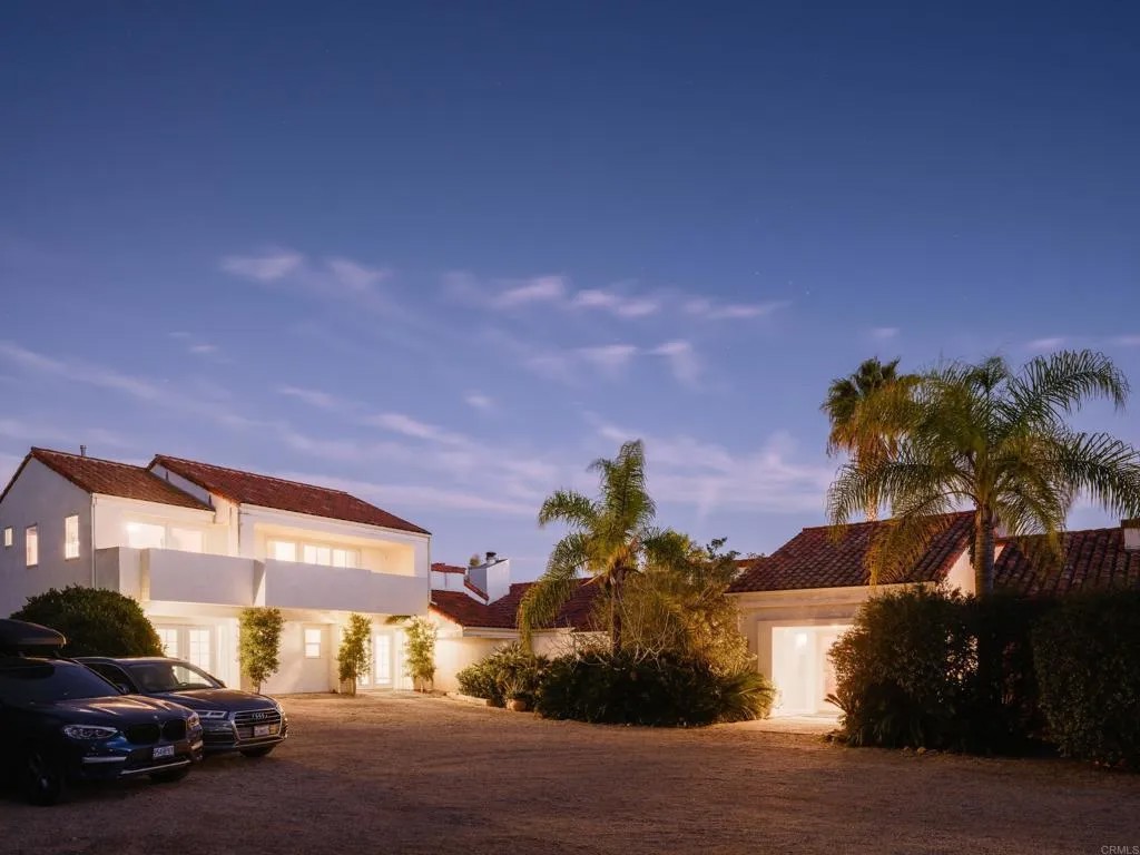 20780 Fortuna Del Norte