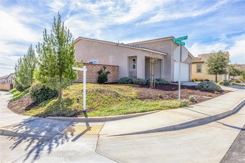 Photo of 1685 Spring Run, Beaumont, CA 92223 (MLS # IG26035949)