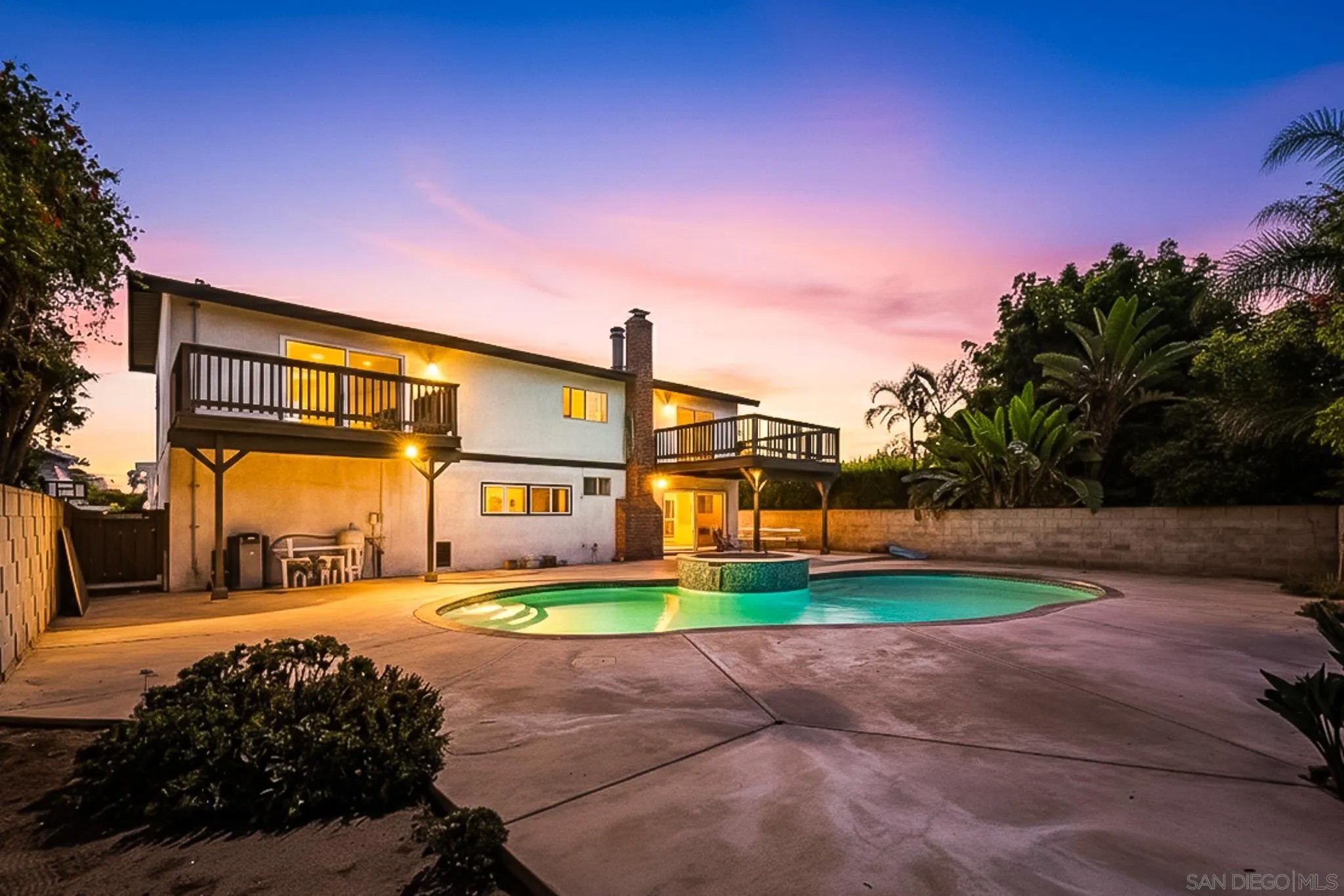4150 Taos Dr