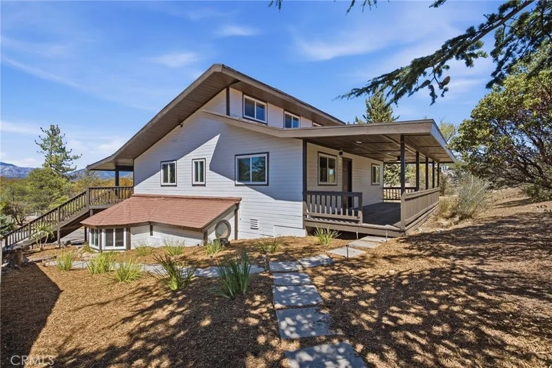 38080 Ribbonwood Lane