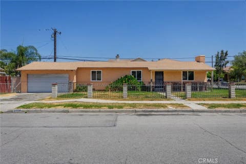 Tiny photo for 2438 W 7th ST, San Bernardino, CA 92410 (MLS # IV26139061)