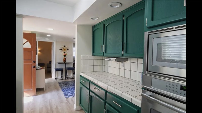 3206 Candlewood Drive