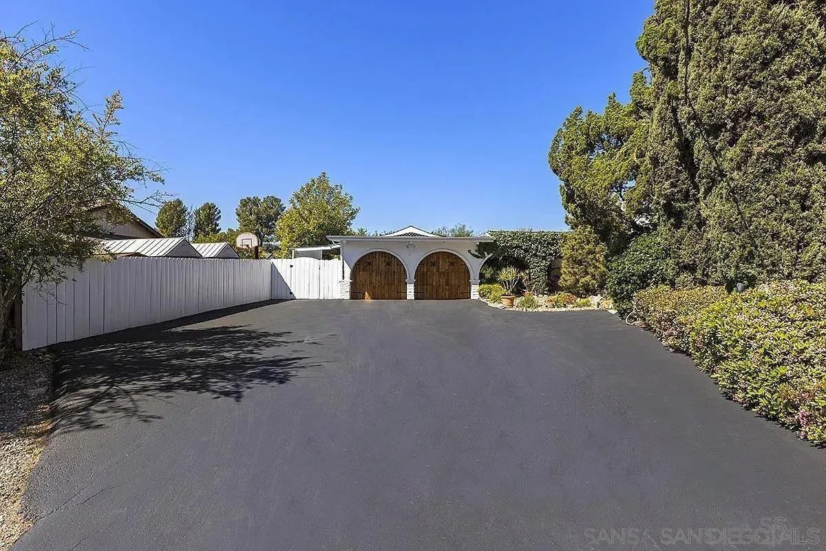 13430 Sagewood Drive