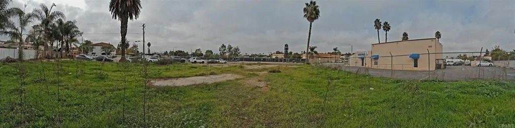 Photo of 757 N Santa Fe Ave, Vista, CA 92084 (MLS # NDP2511556)