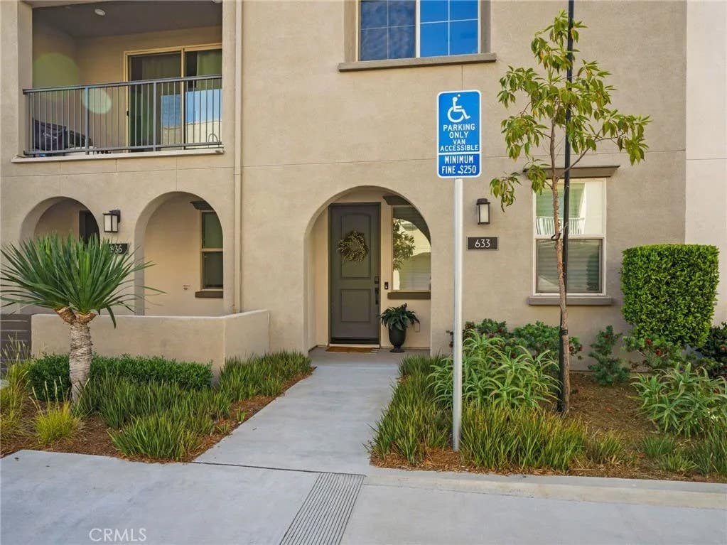 Photo of 633 S Motif ST, Anaheim, CA 92805 (MLS # PW26157874)