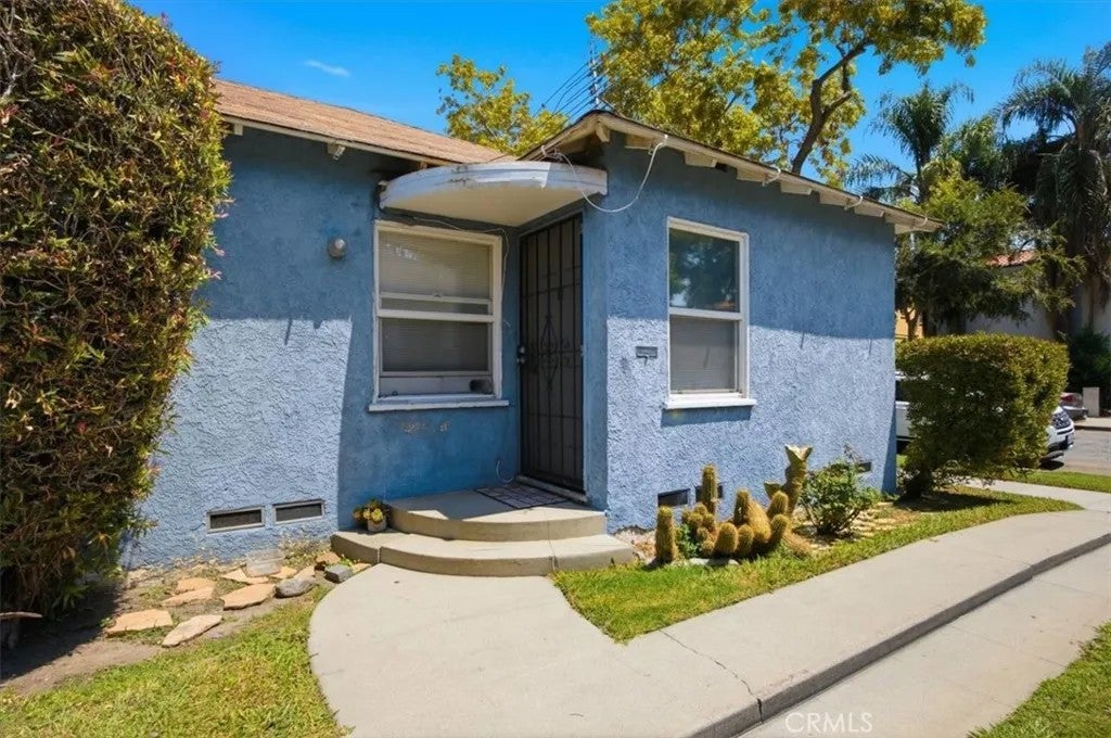 2441 Cedar Avenue