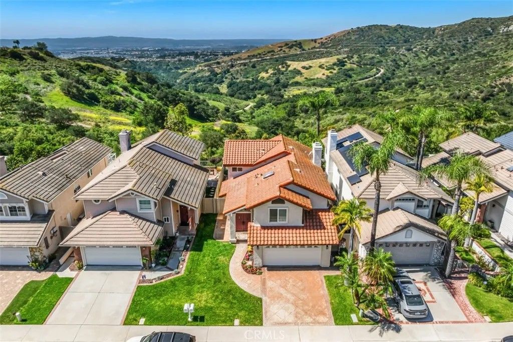 Photo of 18831 Vista Portola Rd, Lake Forest, CA 92679 (MLS # OC26063461)