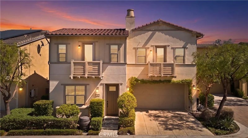 6 Intriga Court