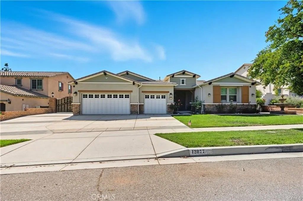 Photo of 12877 Golden Prairie Dr, Rancho Cucamonga, CA 91739 (MLS # CV25278077)