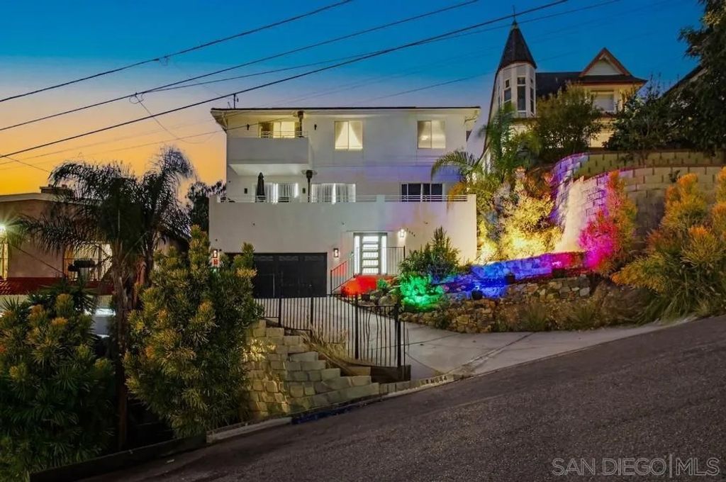 Photo of 1644 Cuyamaca Ave, Spring Valley, CA 91977 (MLS # 2601031)