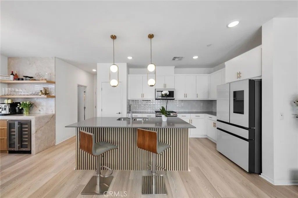 Photo of 303 Sweet Place, Fallbrook, CA 92028 (MLS # SW26000079)