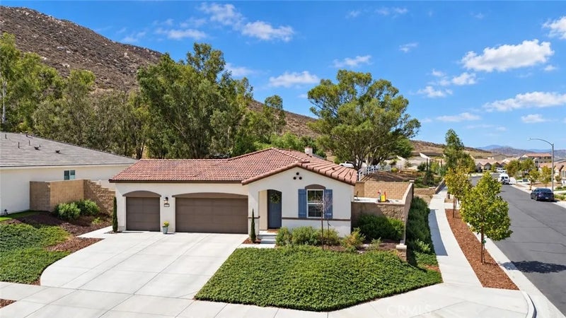 29715 Tanoak Ct