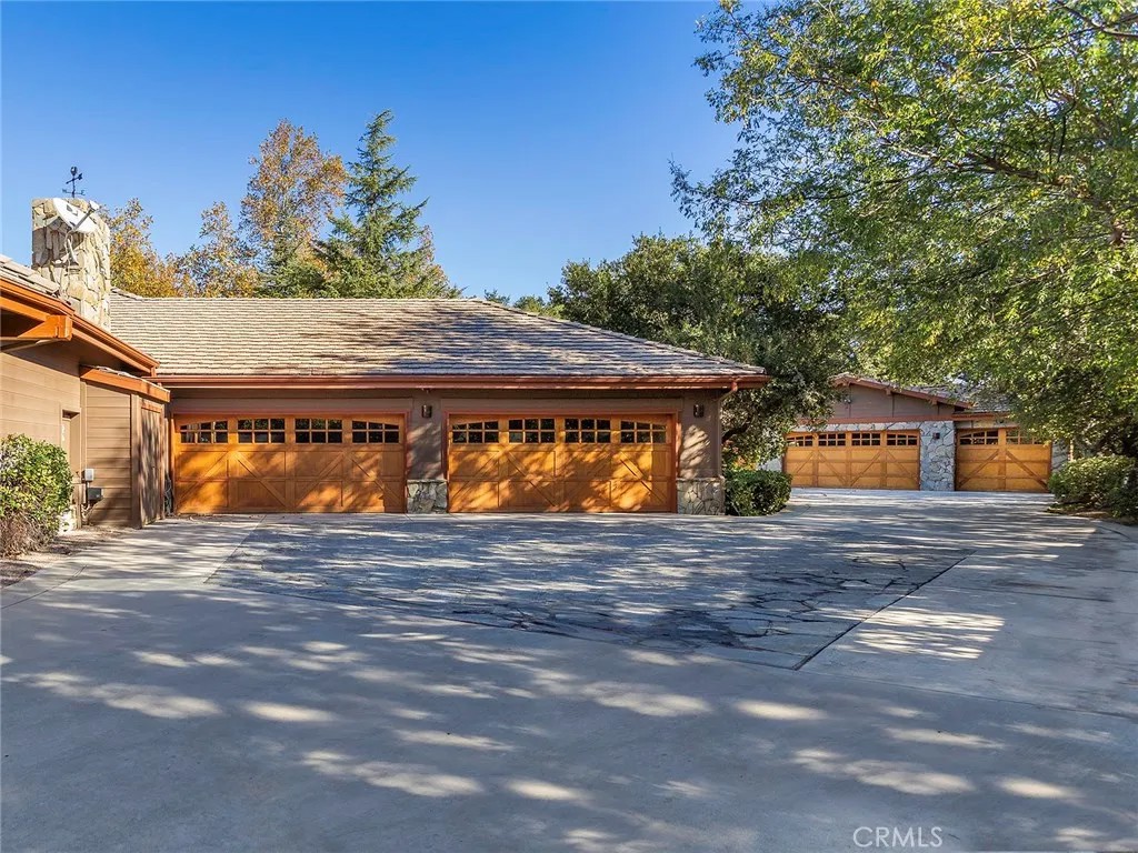 11485 Awenita Court