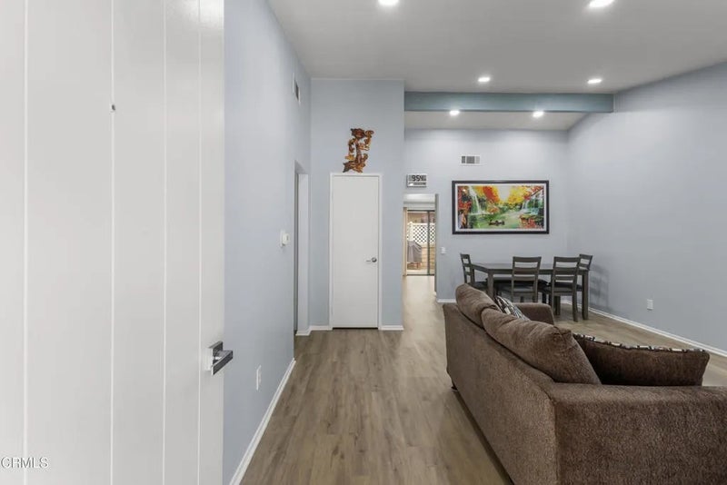 39107 Village 39