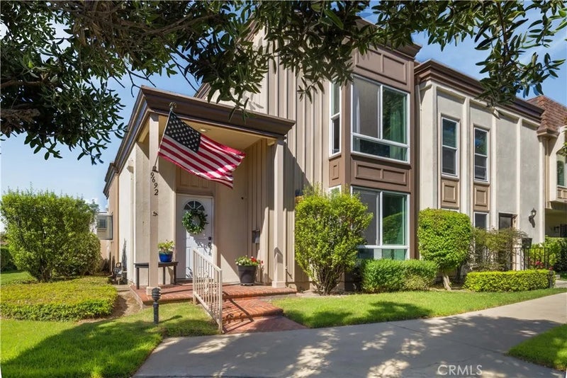 9692 Brookhaven