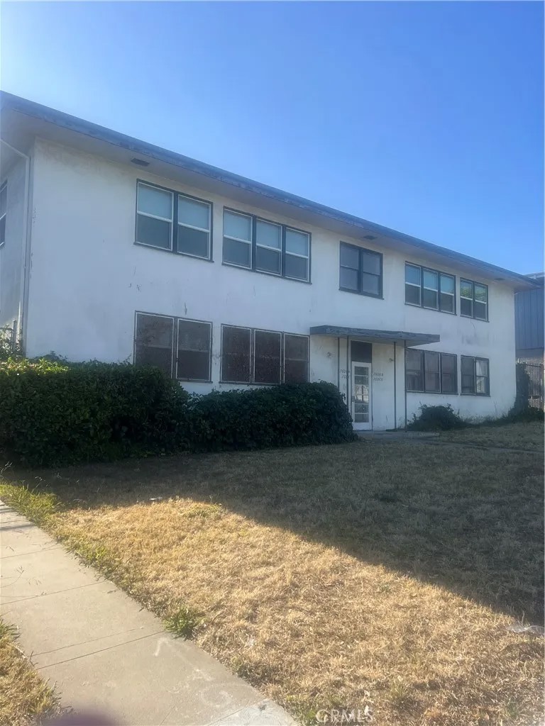 7606 Crenshaw Boulevard