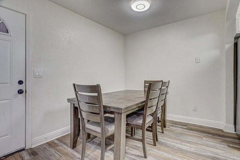 3215 44th Street 11