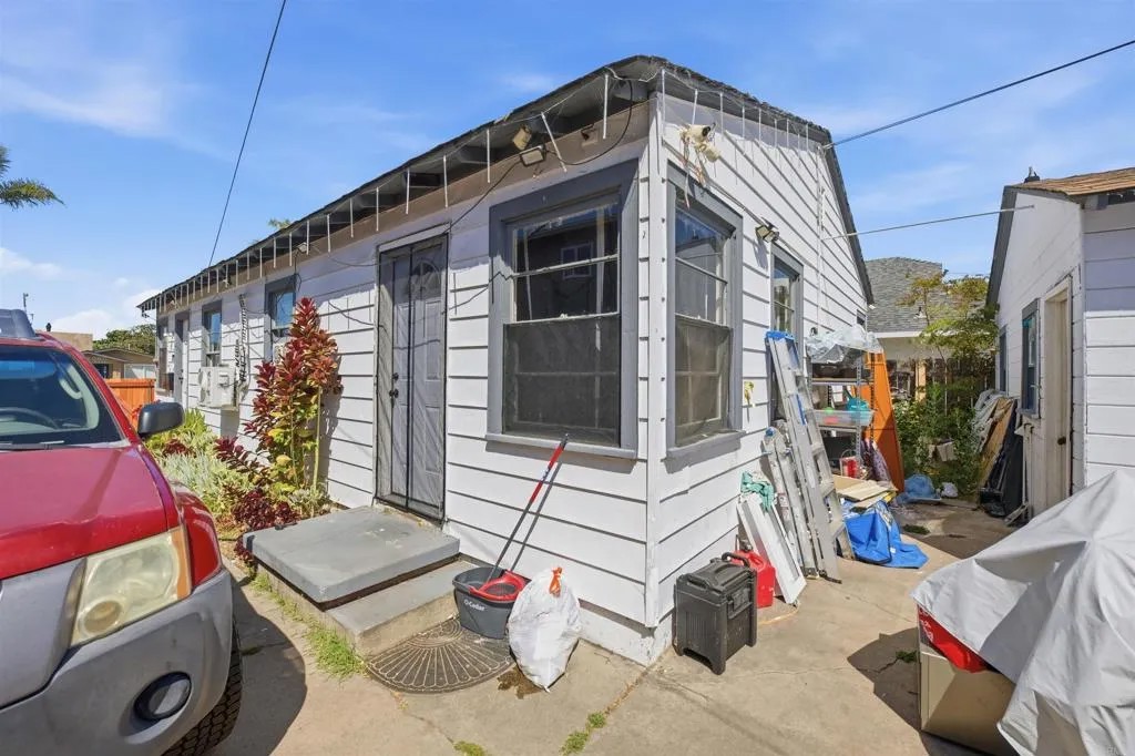 225 Landis Avenue