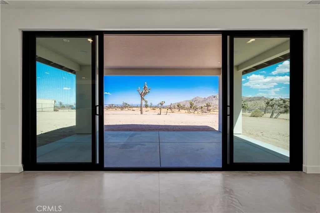 3945 Bonita Avenue