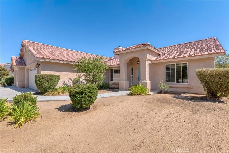 56739 Taos Circle