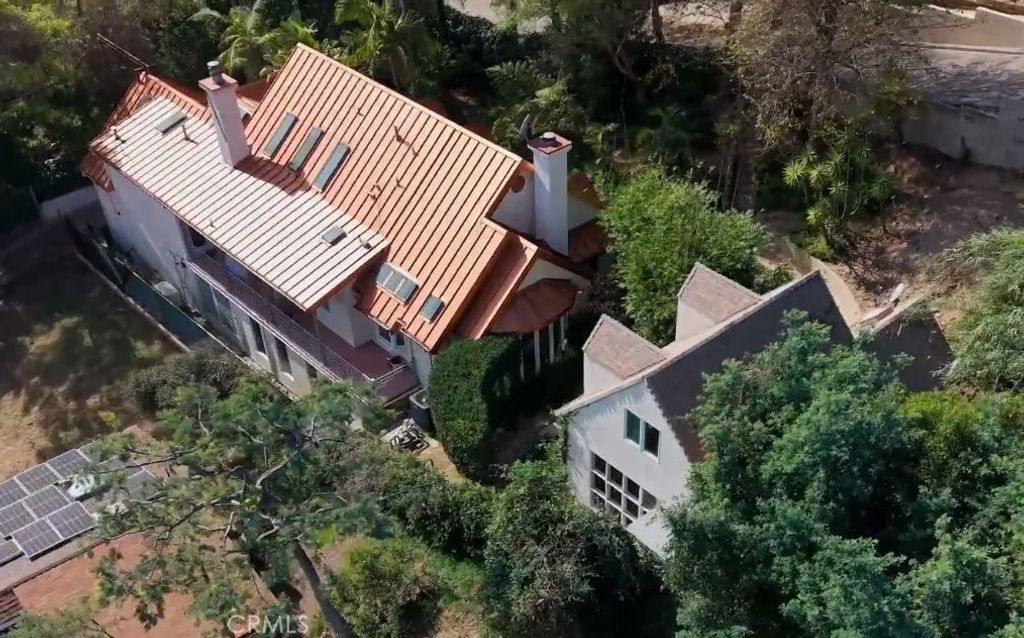 Photo of 2127 Kress Street, Hollywood Hills, CA 90046 (MLS # WS26032674)