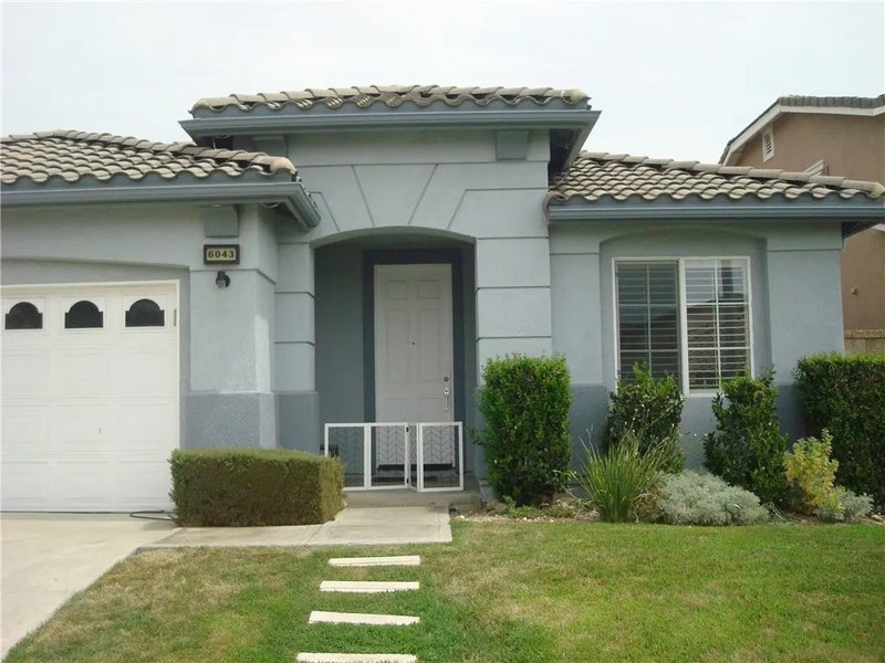 6043 Camargo Place