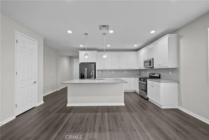 37846 Sunnyvale Lane