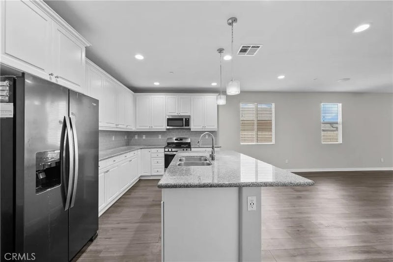 37846 Sunnyvale Lane