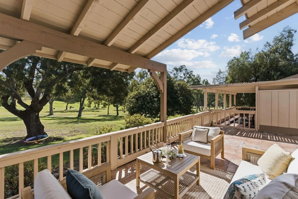 Photo of 8665 Circle R Valley Ln, Escondido, CA 92026 (MLS # 260003574)