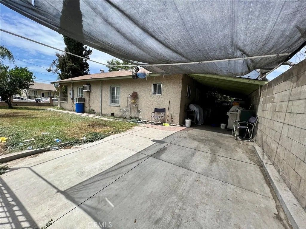Photo of 1206 W West 7th St, San Bernardino, CA 92411 (MLS # GD25278016)