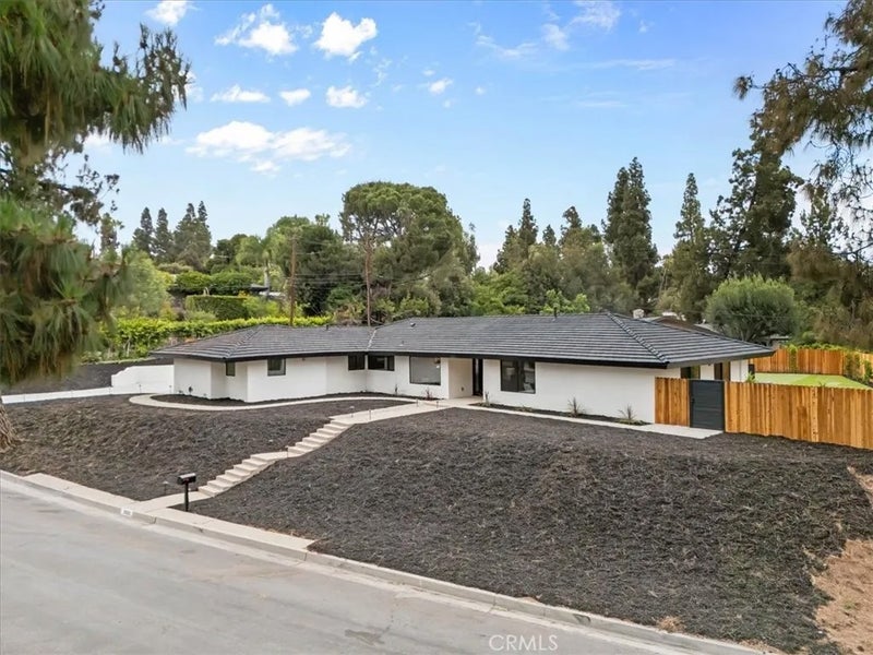 2000 Redondo