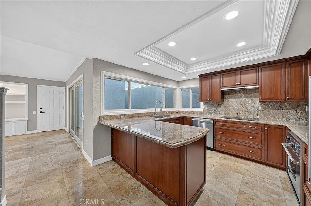 7119 Island Village Drive