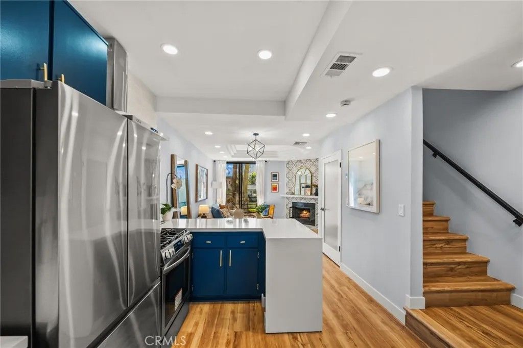 Photo of 2500 Abbot Kinney #10, Venice, CA 90291 (MLS # SW25267387)