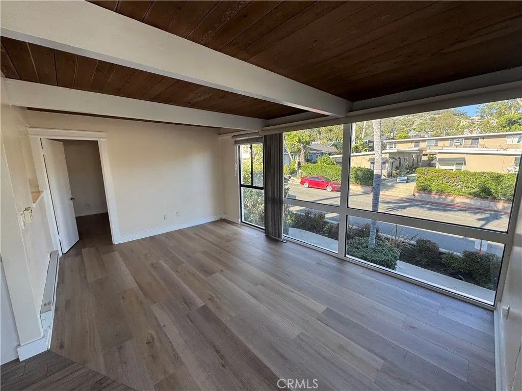 Photo of 280 Aster St #5, Laguna Beach, CA 92651 (MLS # LG25281215)