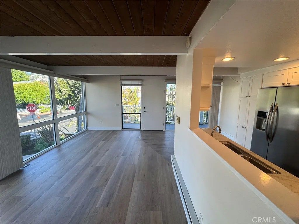 Photo of 280 Aster St #5, Laguna Beach, CA 92651 (MLS # LG25281215)