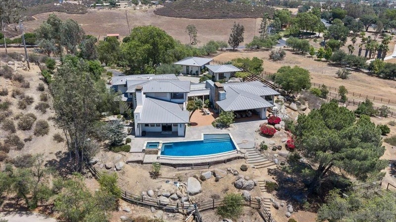 20391 Rancho Villa