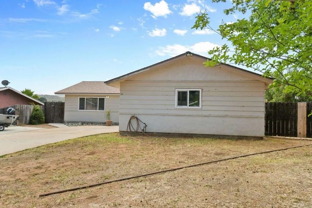 Photo of 13107 Pam Lane, Lakeside, CA 92040 (MLS # PTP2603315)