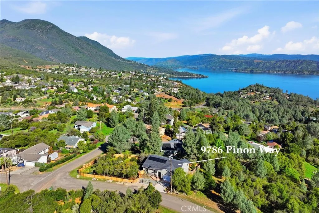 9786 Pinon Way