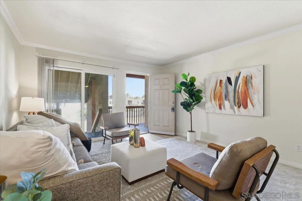 Photo of 180 Chambers St #21, El Cajon, CA 92020 (MLS # 250045389)