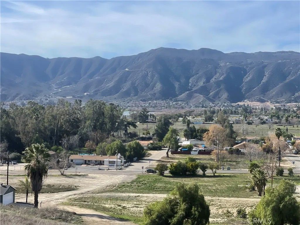 Photo of 0 Skyline Dr, Lake Elsinore, CA 92530 (MLS # SW26042715)