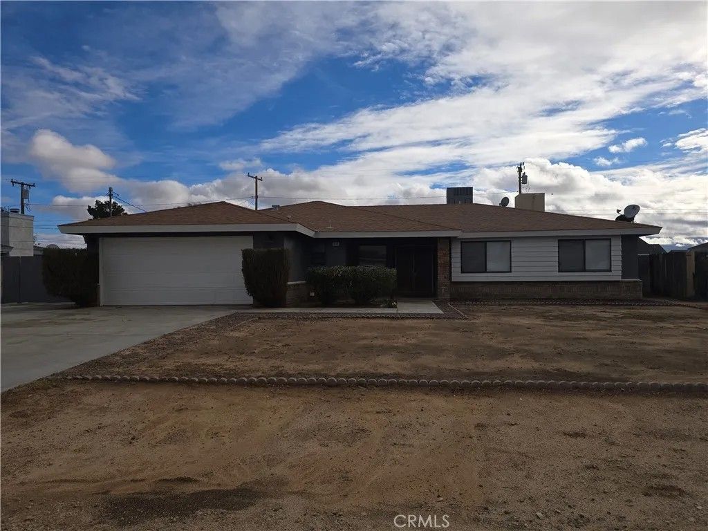Photo of 9432 Rea Ave, California City, CA 93505 (MLS # SR25267376)