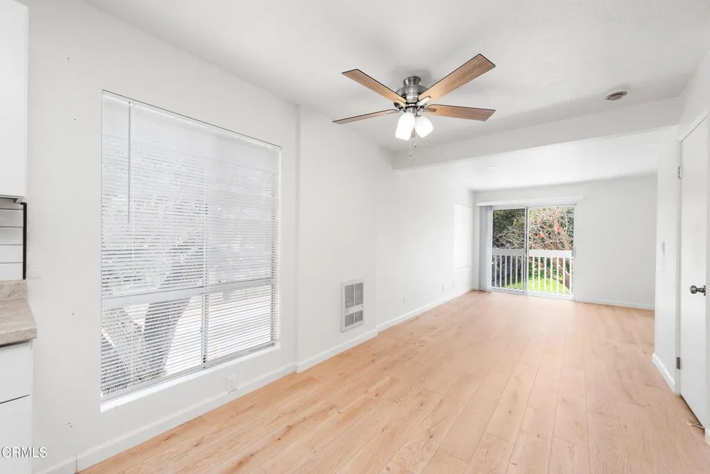 201 S Ventura Road 6