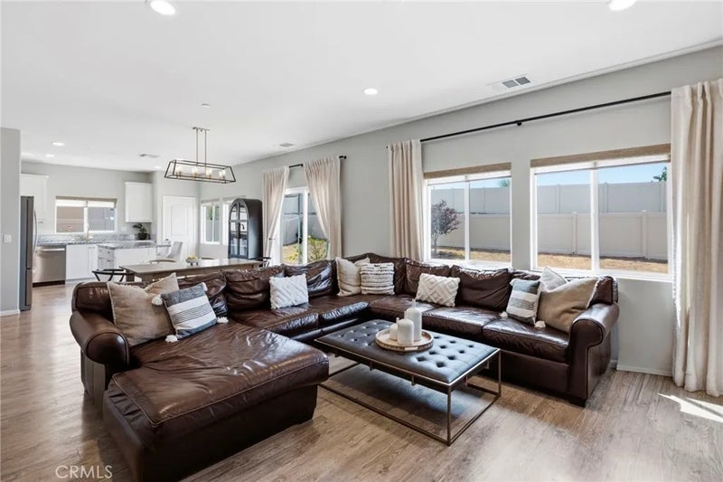 32593 Cumulus Lane