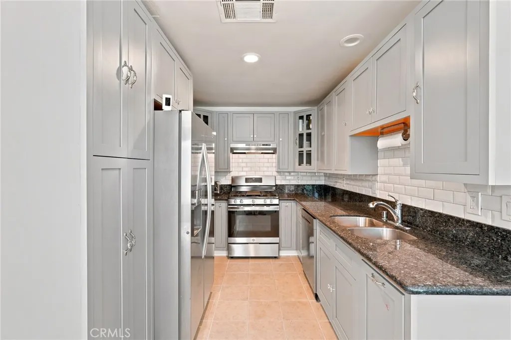241 Orleans