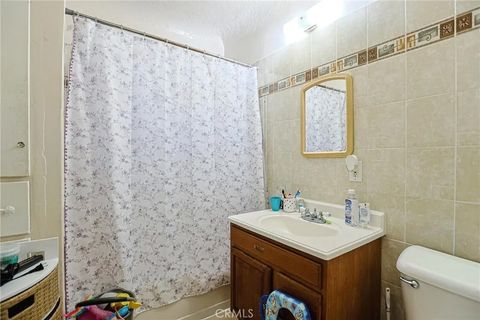 Tiny photo for 410 E 60th St, Long Beach, CA 90805 (MLS # PW26028551)