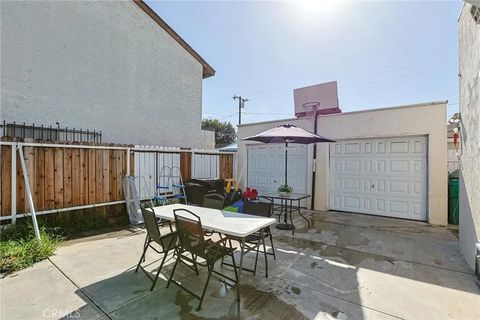 Tiny photo for 410 E 60th St, Long Beach, CA 90805 (MLS # PW26028551)